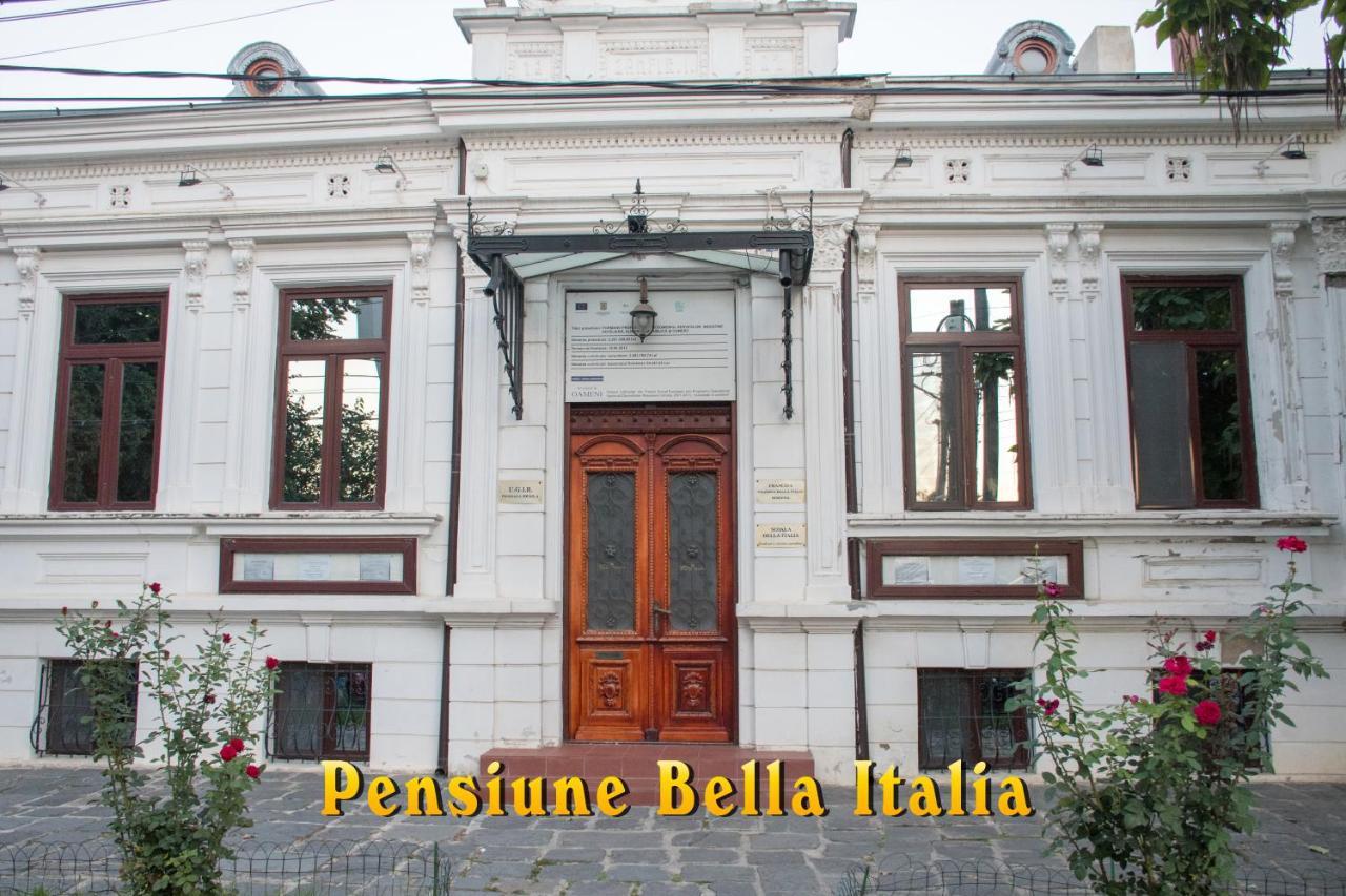 Hostel Bella Italia Brăila エクステリア 写真